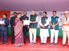 उल्लास नवभारत साक्षरता कार्यक्रम में उत्कृष्ट कार्य करने वाले स्वयंसेवी शिक्षक एवं ग्राम प्रभारी शिक्षक सम्मानित