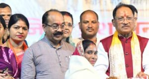 आंगन मिलन सेवा से उत्सव स्थल बने आंगनबाड़ी केंद्र, पहले दिन 97 हजार से अधिक लोगों की सहभागिता