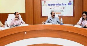 उप मुख्यमंत्री श्री अरुण साव ने की विकास कार्यों की प्रगति और योजनाओं के क्रियान्वयन की समीक्षा