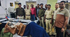 दक्षिण पूर्व मध्य रेलवे, रेलवे सुरक्षा बल, नागपुर मंडल द्वारा “ऑपरेशन यात्री सुरक्षा’’ के तहत 6.68 लाख रुपये के स्वर्ण आभूषण चोरी प्रकरण का 48 घंटे में पर्दाफाश, 04 आरोपी गिरफ्तार