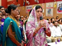 मुख्यमंत्री से वर्चुवली संवाद में अनीता ने बताया, महतारी वंदन की राशि से उनके जीवन में आया है बदलाव